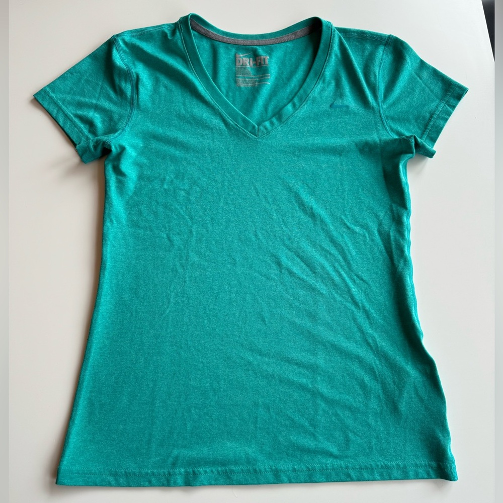 Women’s Nike Dri-FIT Shirt